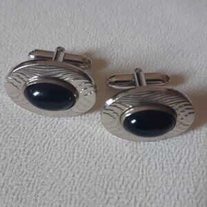 1960s Anson Black Onyx Cuff Links Textured Silver Tone Vintage